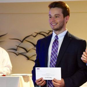 Meet your Posher, Zach